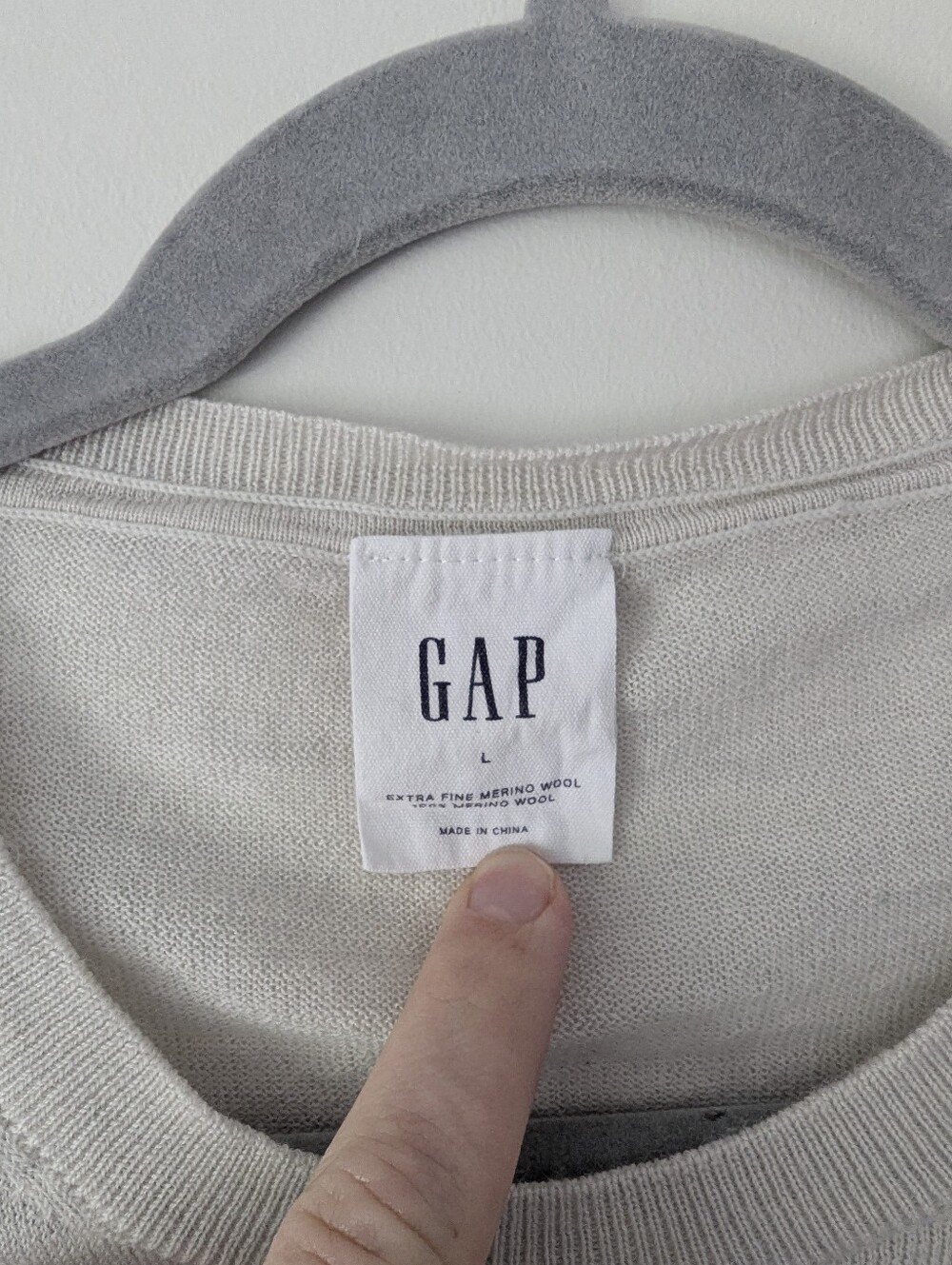 GAP Crewneck Pullover Sweater in Extra Fine Merino Wool in Silver Grey - Picture 2 of 6